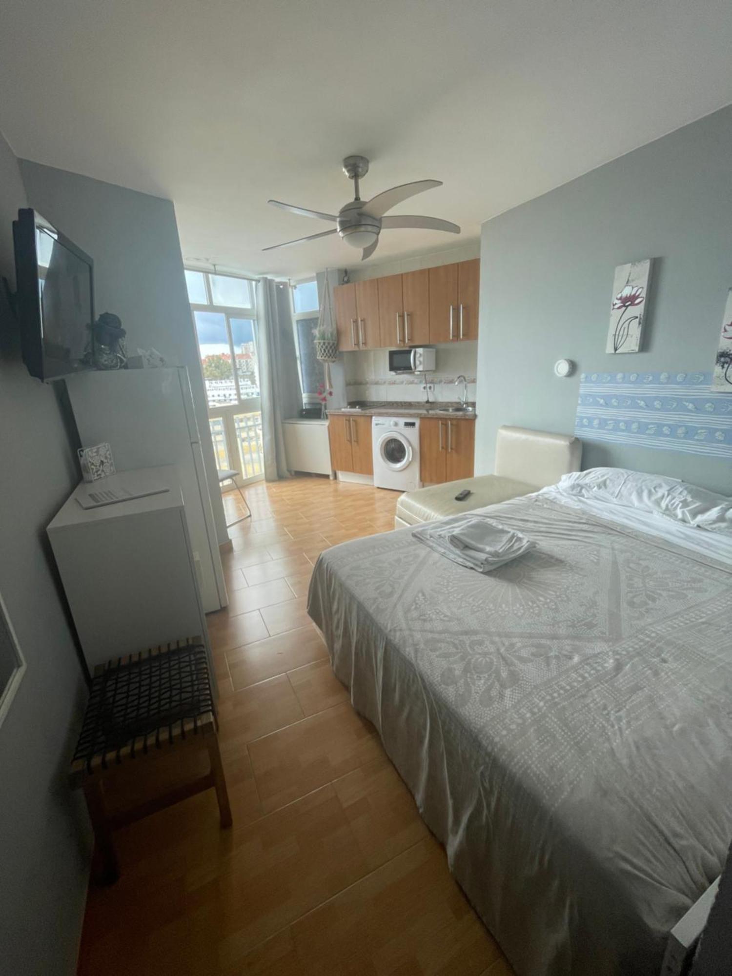 Benalmadena ,Apartamento-Estudio Primera Linea De Playa 외부 사진
